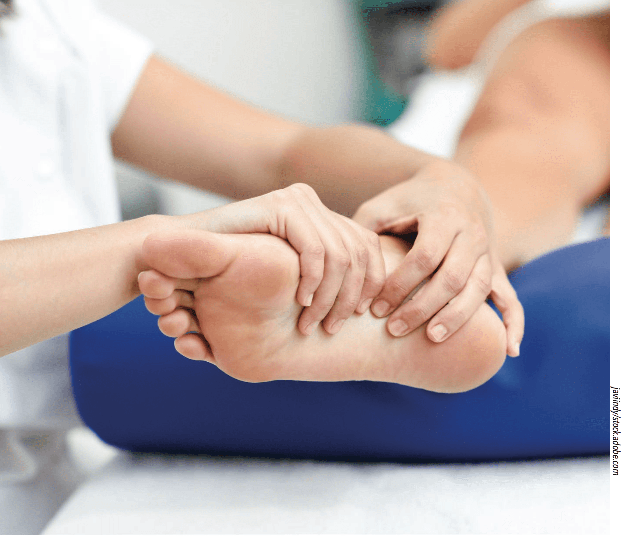 Heel Spur vs. Plantar Fasciitis: Discover The Differences - In Motion O.C.
